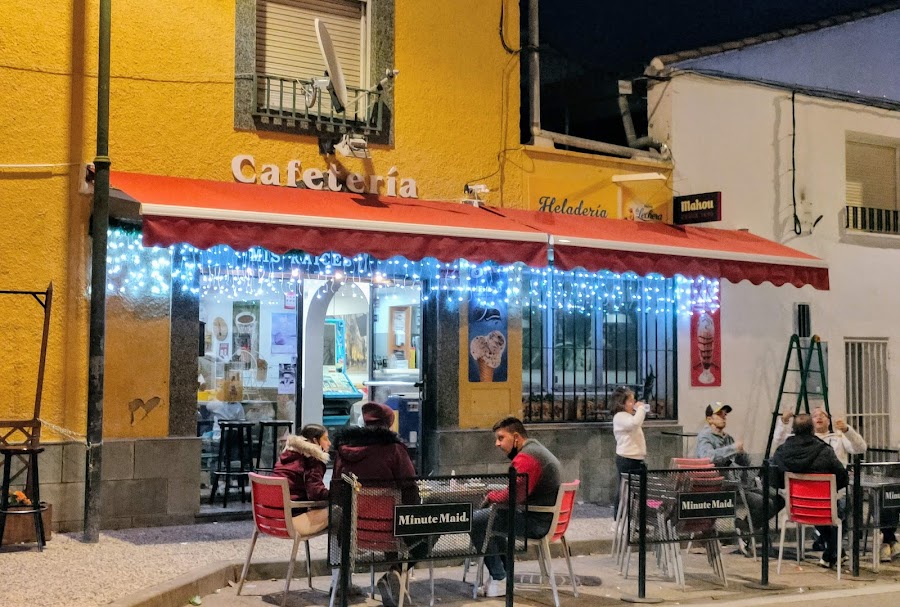 Mis Raíces Gastrobar