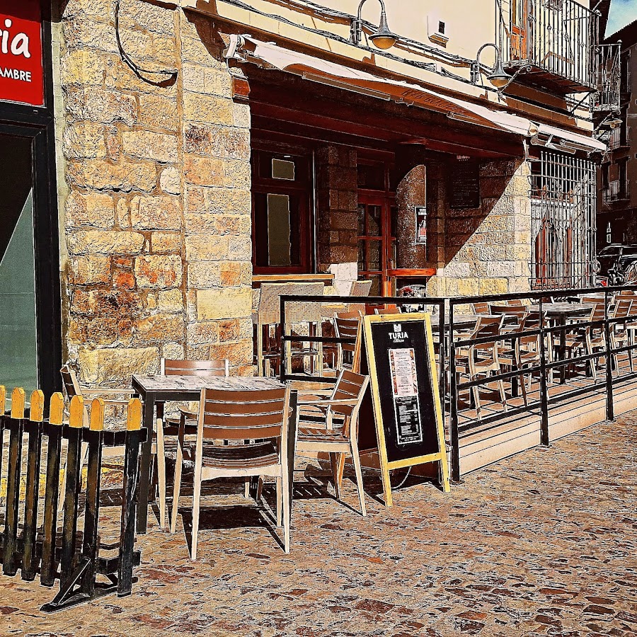 RESTAURANTE EL BOTIQUÍN Especialistas en carnes a la brasa