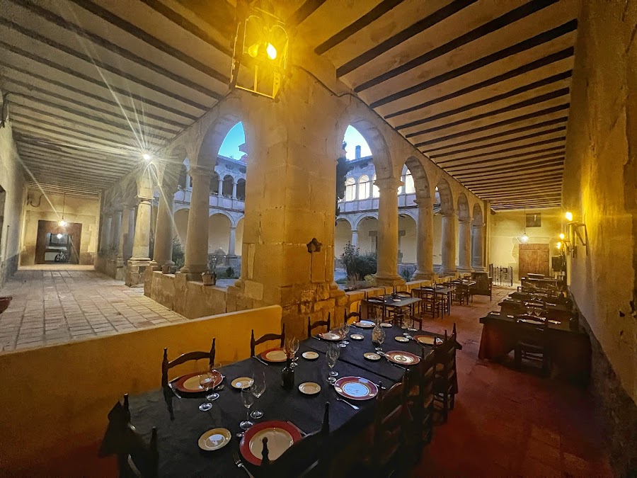 Restaurante Portal Del Carmen