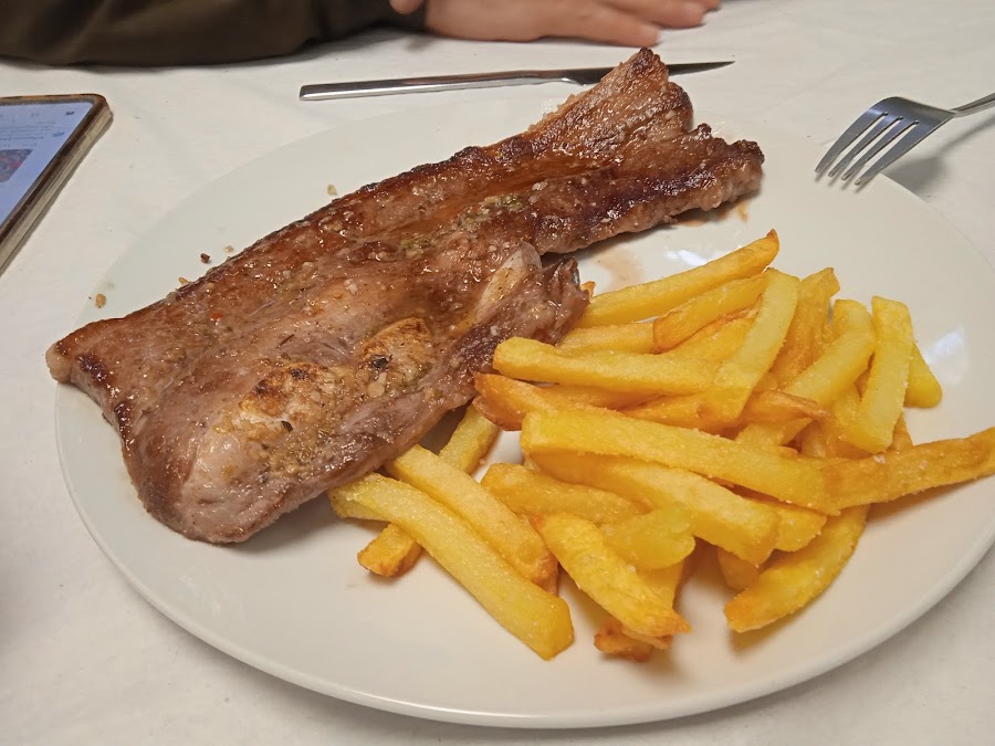 Asador Marisqueria Escudo De Castilla II